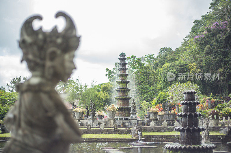 美丽的Tirta Gangga寺庙或水庙，巴厘岛，印度尼西亚